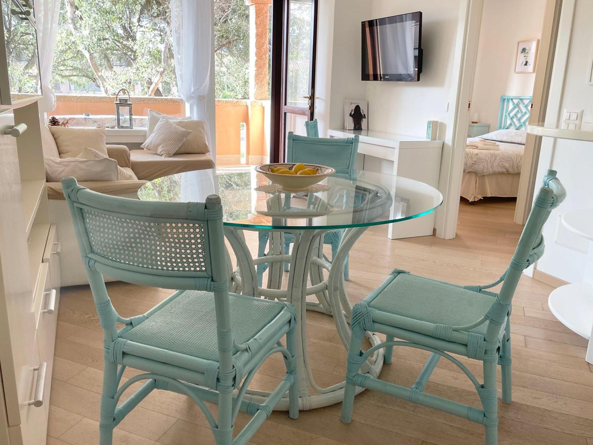 Wiki's Place Porto Rotondo